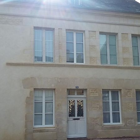 Le Logis D'Isabelle Aparthotel อาร์ฌองต็อง ภายนอก รูปภาพ